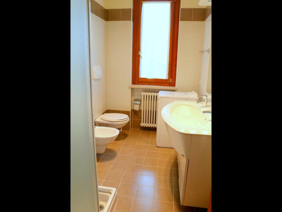Small Residence Of Only 18 Apartments With Swimming Pool Lazise Exterior foto